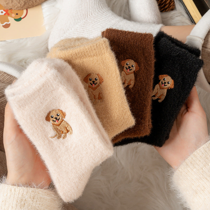 🔥🔥 Last day of limited-time sale: Adorable cow-patterned slipper socks!